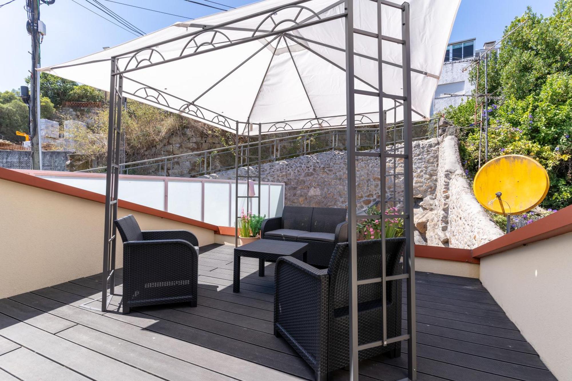 Cozy Nest Hostel Порту Экстерьер фото