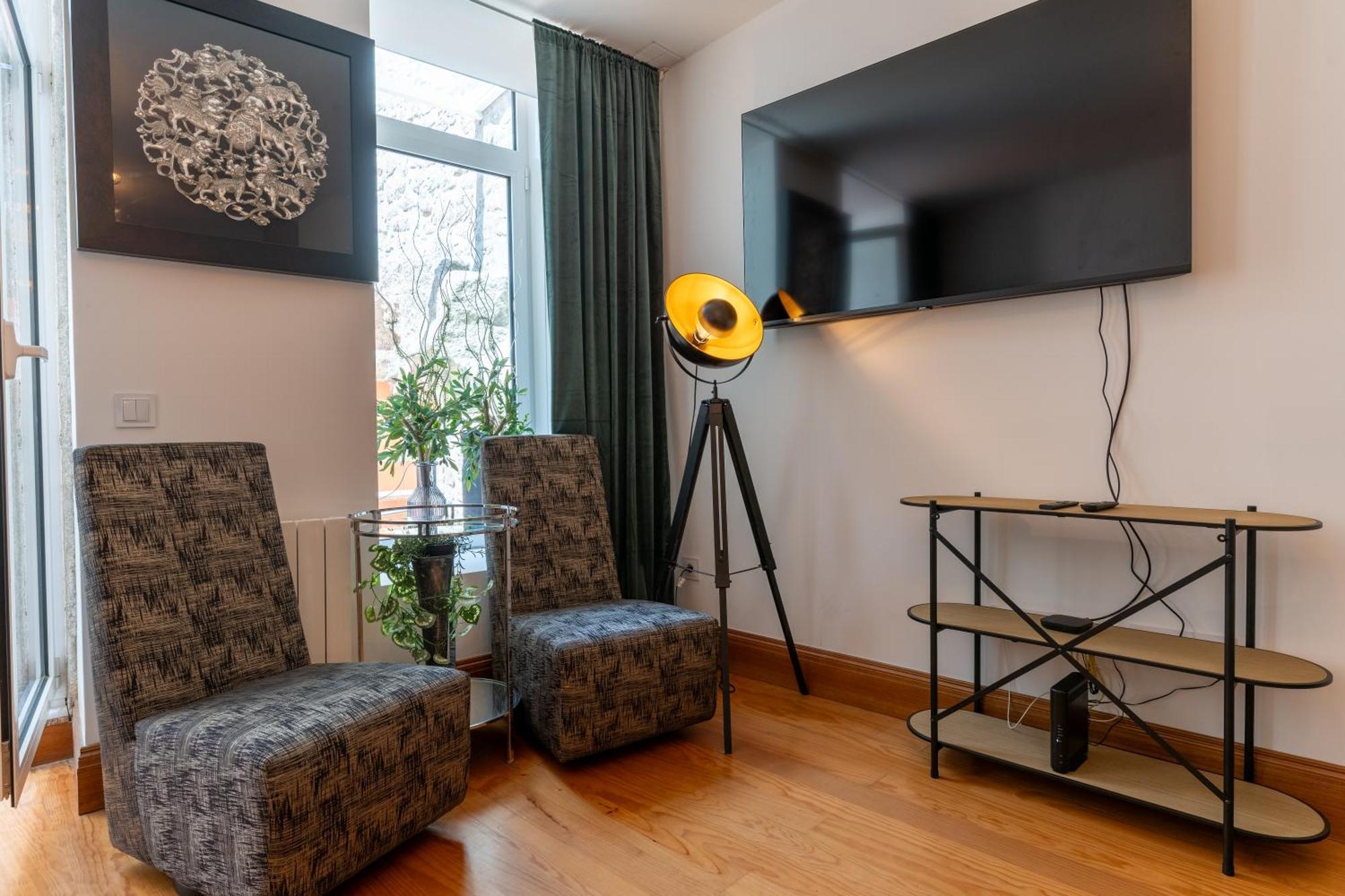 Cozy Nest Hostel Порту Экстерьер фото