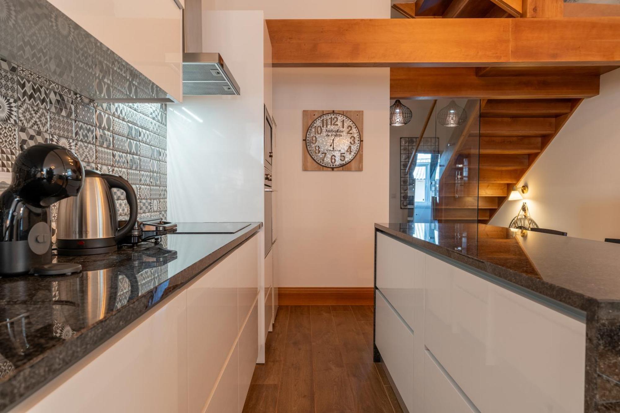 Cozy Nest Hostel Порту Экстерьер фото