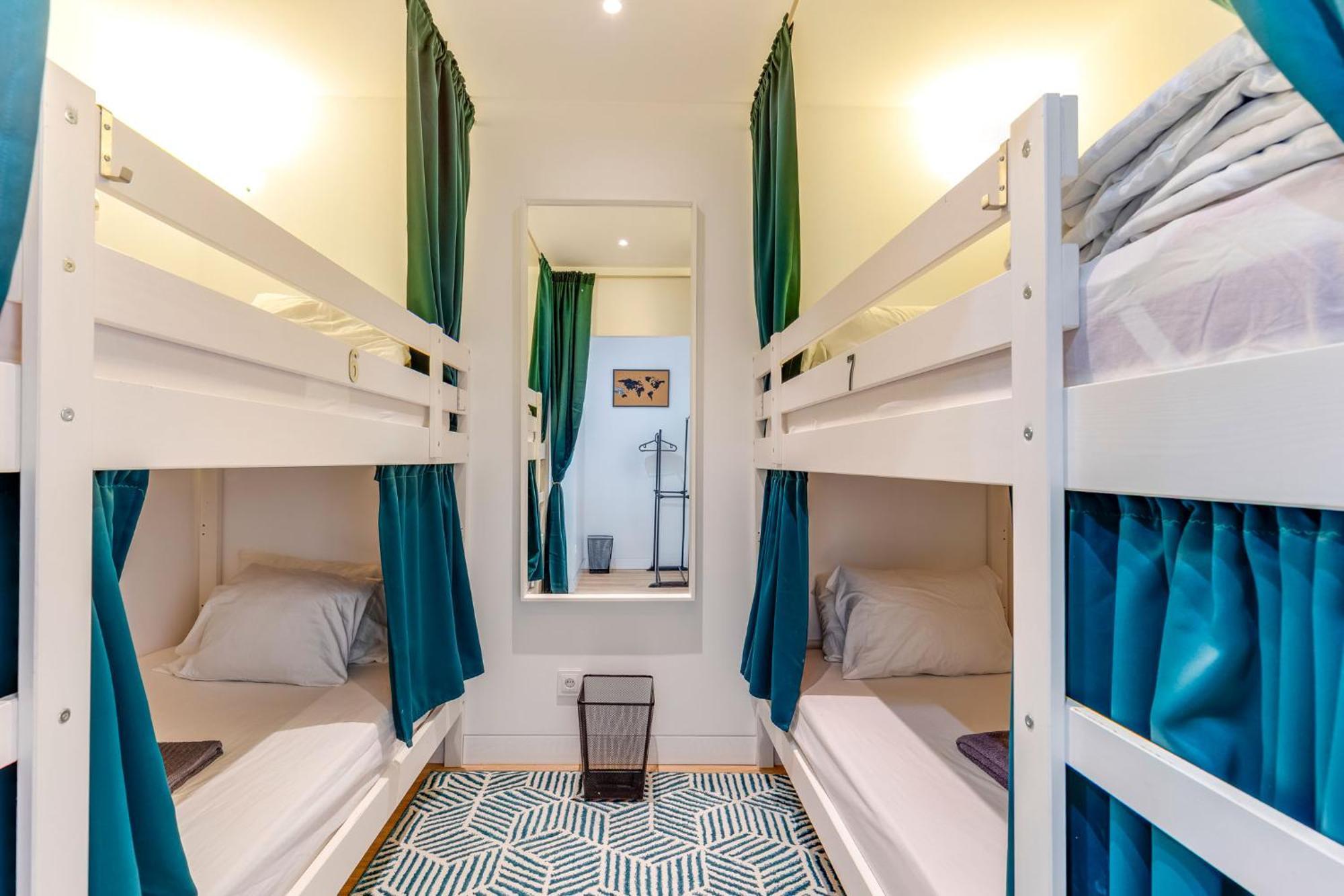 Cozy Nest Hostel Порту Экстерьер фото
